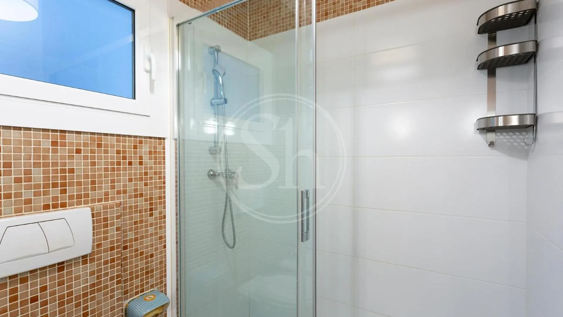 Comodo Piso En Eixample 巴塞罗那 公寓